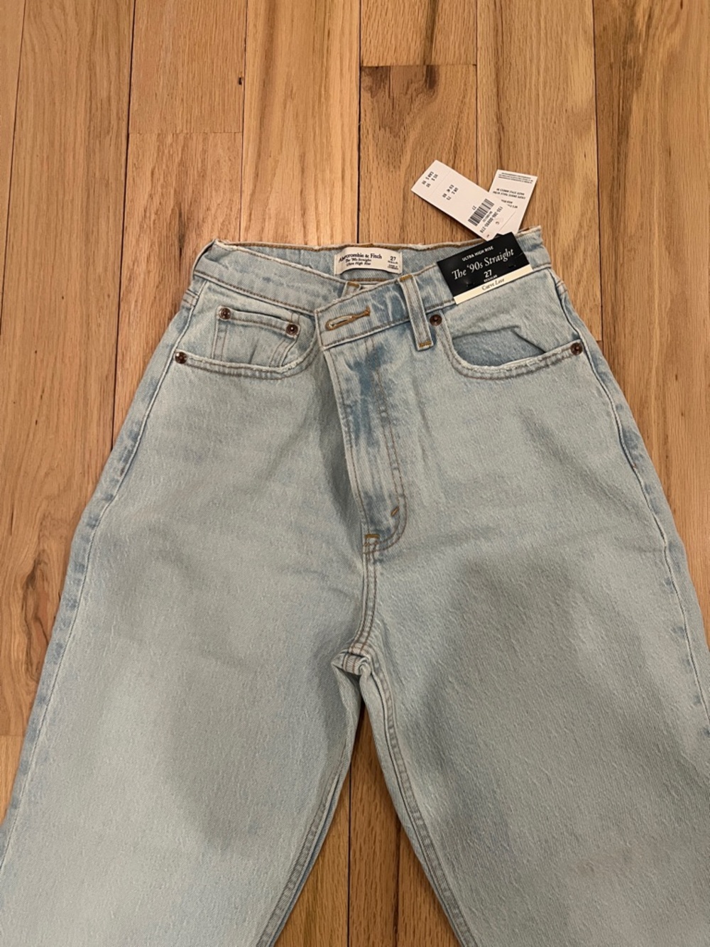 NEW Abercrombie curve love jeans - Picture 7 of 9
